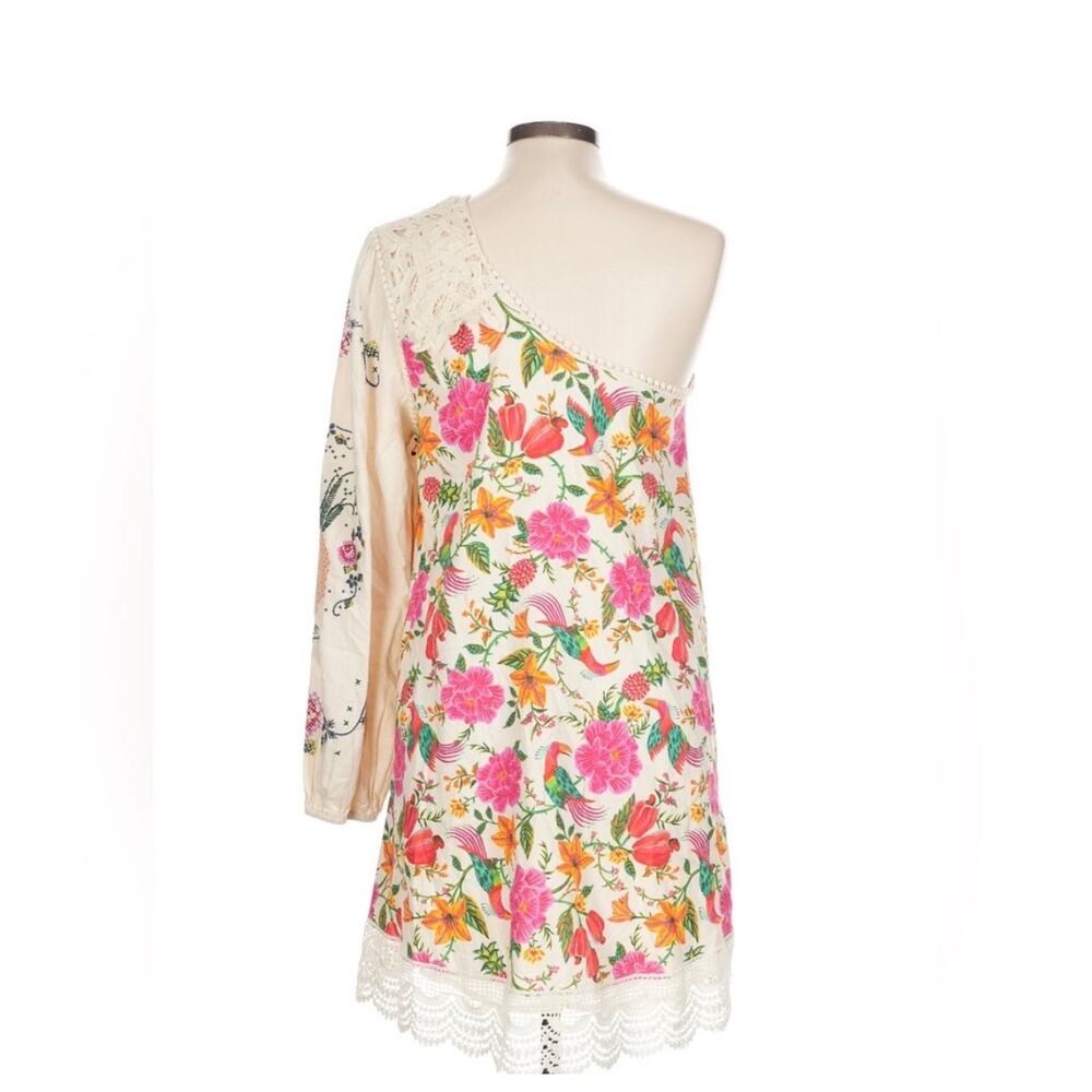 Brand New Farm Rio Toucans
Garden One Shoulder Embroidered Dress Size: Medium - Picture 3 of 5